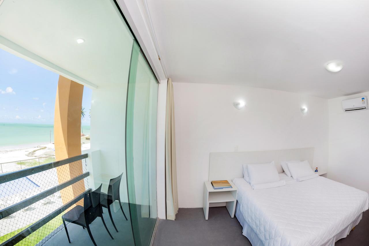 Hotel Ponta De Pedras Pontas de Pedra Экстерьер фото